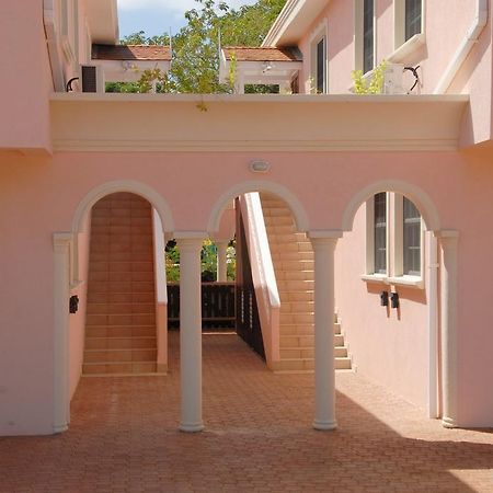 Sandy Bliss Condominiums Saint James Extérieur photo